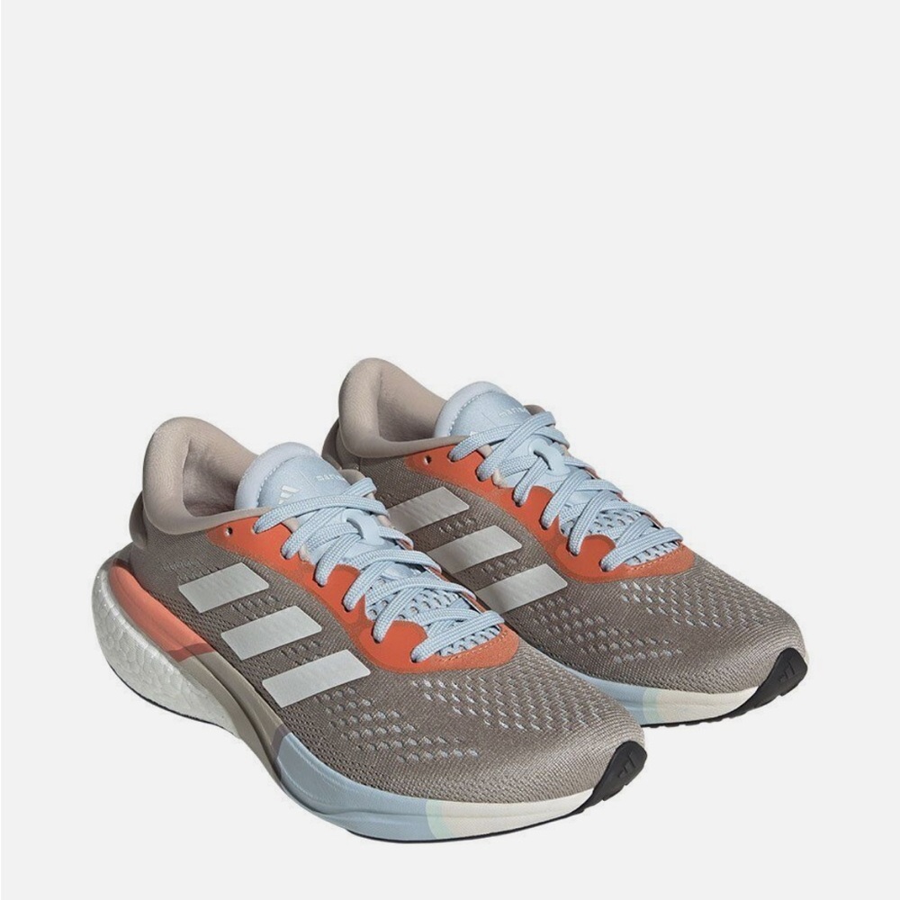 ADIDAS SUPERNOVA 2 X WOMAN SIZE 9 NEW in BOX
BROWN ICE BLUE